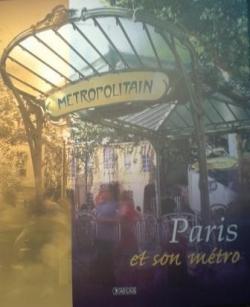 Paris et son mtro par Corinne Targat