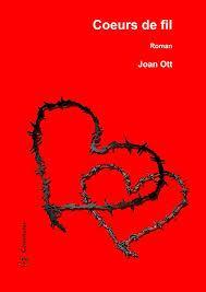 Coeurs de fil par Joan Ott
