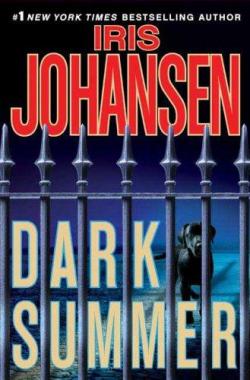 Dark summer par Iris Johansen