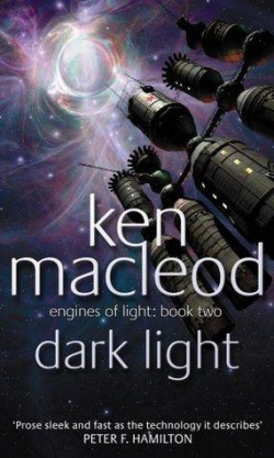 Dark Light par Ken MacLeod
