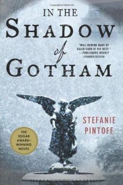 In the shadow of Gotham par Stefanie Pintoff