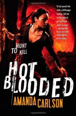 JessicaMc Clain, tome 2 : Hot Blooded par Amanda Carlson