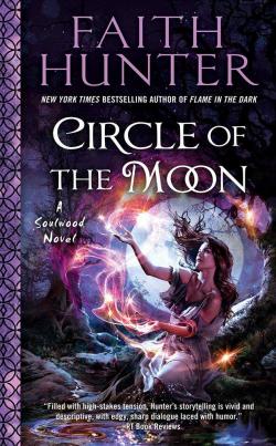 Mystres  Soulwood, tome 4 : Circle of the Moon par Faith Hunter