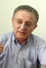 Bernard Lavall