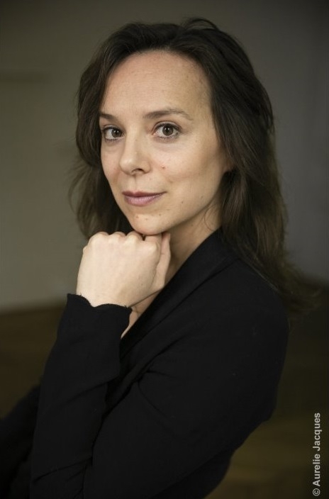 Julie Neveux